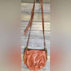 Small brown leather Lucky 🍀 brand crossbody purse.